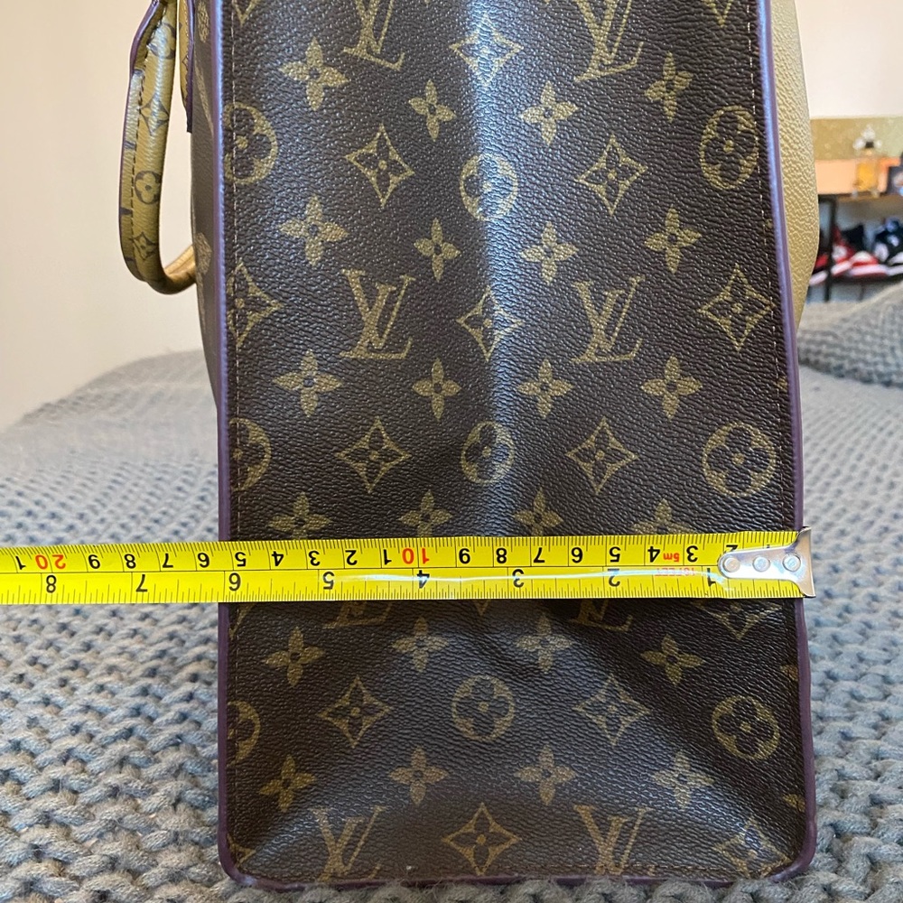 Louis Vuitton Monogram Canvas Vertical Tote in Brown and Gold - Picture 5 of 9